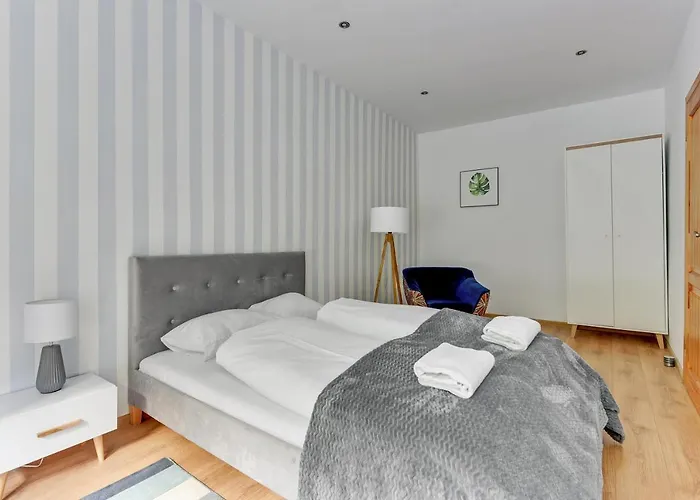 Stylowy Apartament 3City W Sopocie Z Trzema Sypialniami By Noclegi Renters